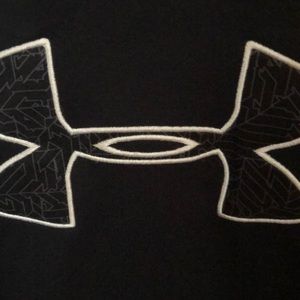 Under Armour Shirts & Tops - Boys under armour hoodie Under Armour Shirts & Tops - Boys under armour hoodie